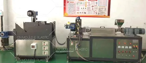 Máquinas de extrusión de hoja delgada